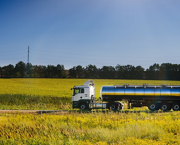 Vrachtwagen met melk